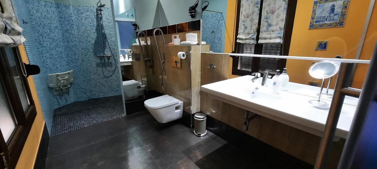 Palacio Sirvente Mieres - Parking Gratuito Andújar Екстериор снимка